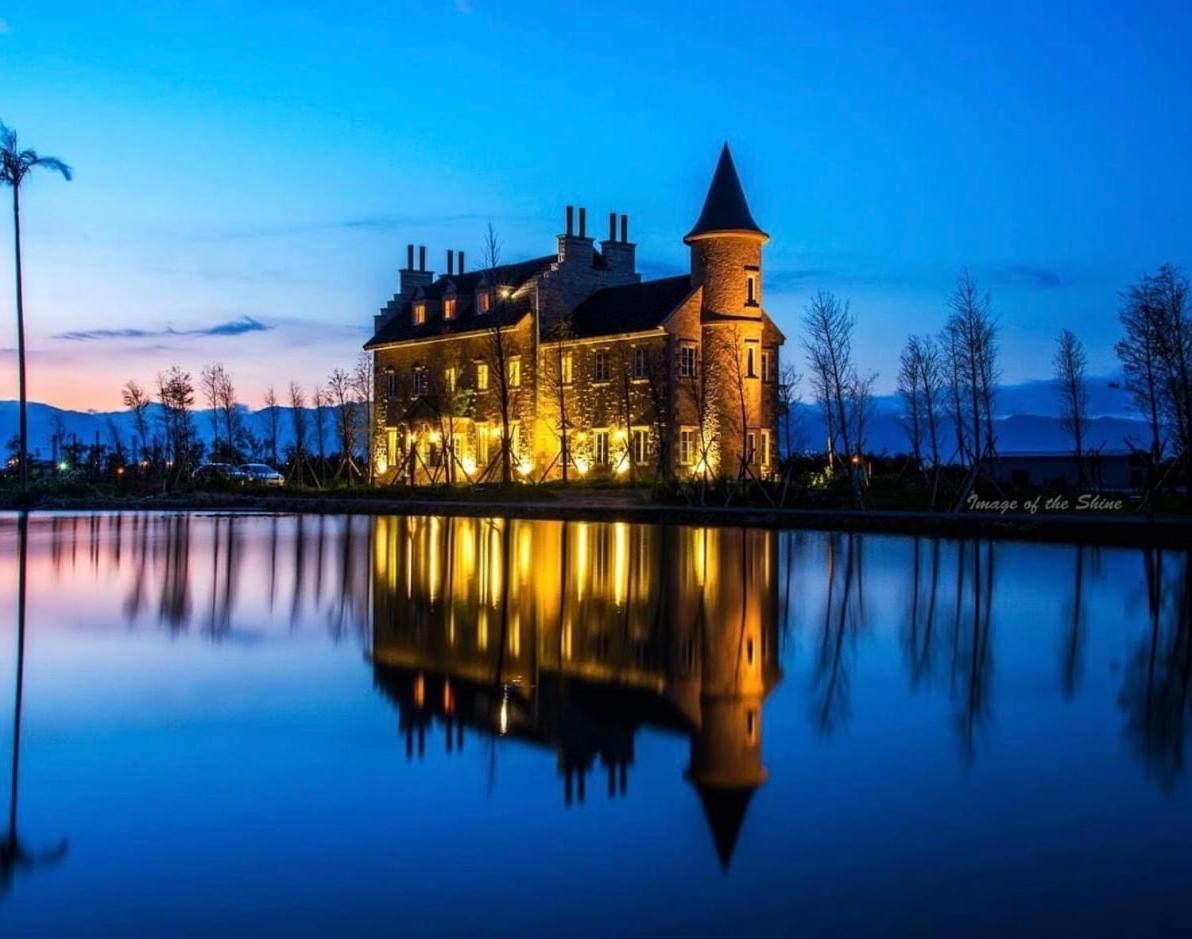 法國小古堡- 包棟-Chateau De France Уцзє Екстер'єр фото