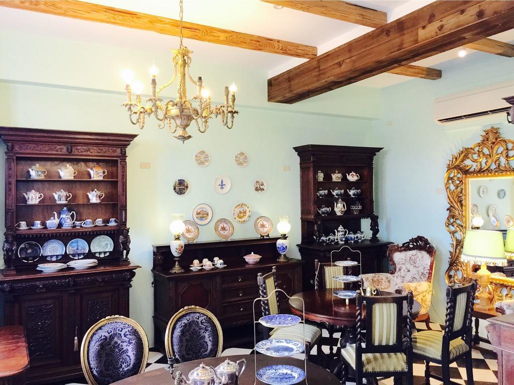 法國小古堡- 包棟-Chateau De France Уцзє Екстер'єр фото