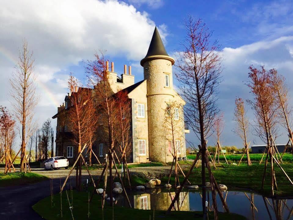 法國小古堡- 包棟-Chateau De France Уцзє Екстер'єр фото