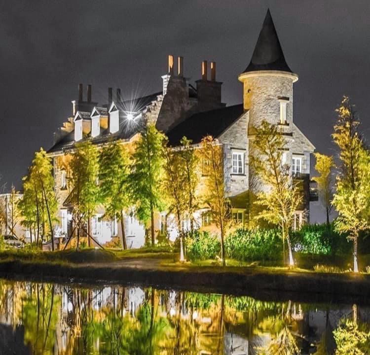 法國小古堡- 包棟-Chateau De France Уцзє Екстер'єр фото
